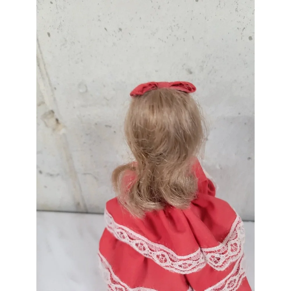 Vntg 1980s Bradley Doll Be Min Valentines Miss February‎ Doll Red Dress Sad eyes